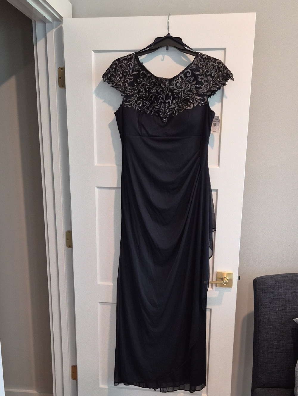 Xscape Navy Size 16 Gown NWT